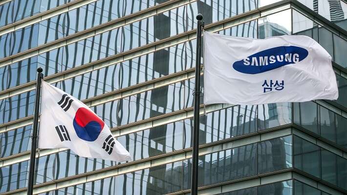 تصویر پرچم‌های کمپانی سامسونگ و کشور کره جنوبی